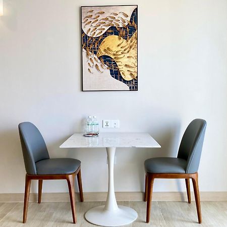 Wise Stay Gold Coast Apartment Nha Trang Quarto foto